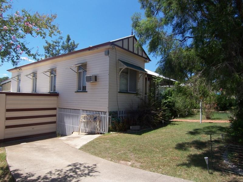 37 Ferrett Street, Sadliers Crossing QLD 4305
