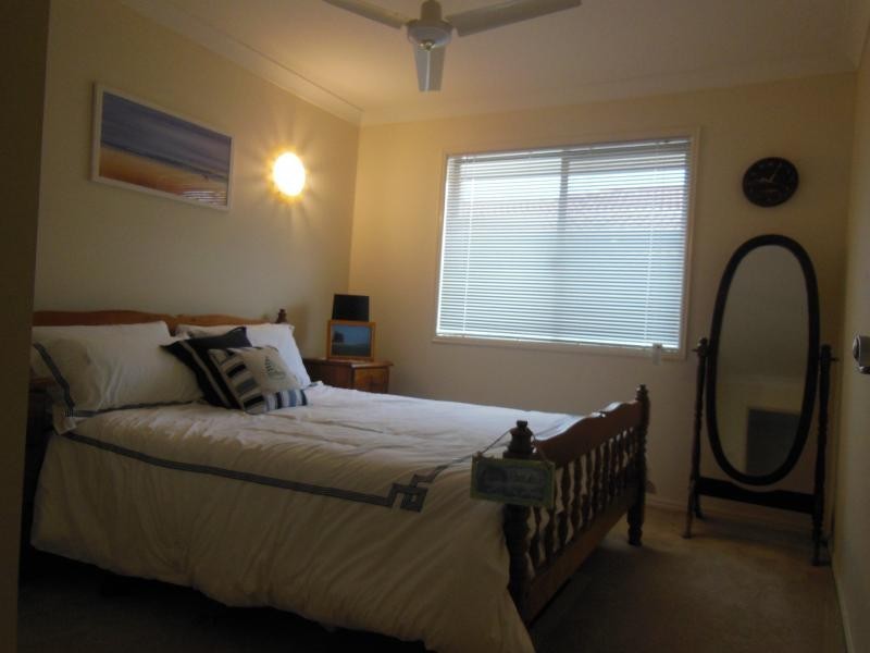 5 Falcon Ct, Flinders View QLD 4305