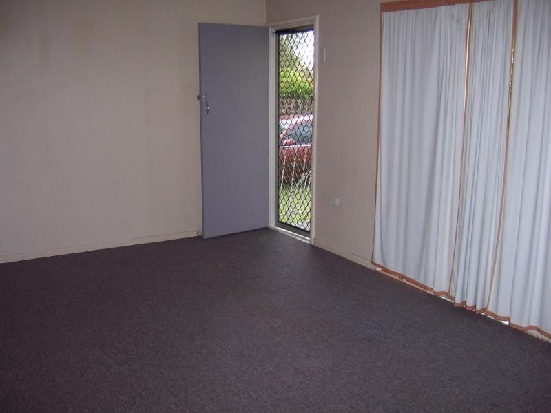 3 Beth Street, North Booval QLD 4304