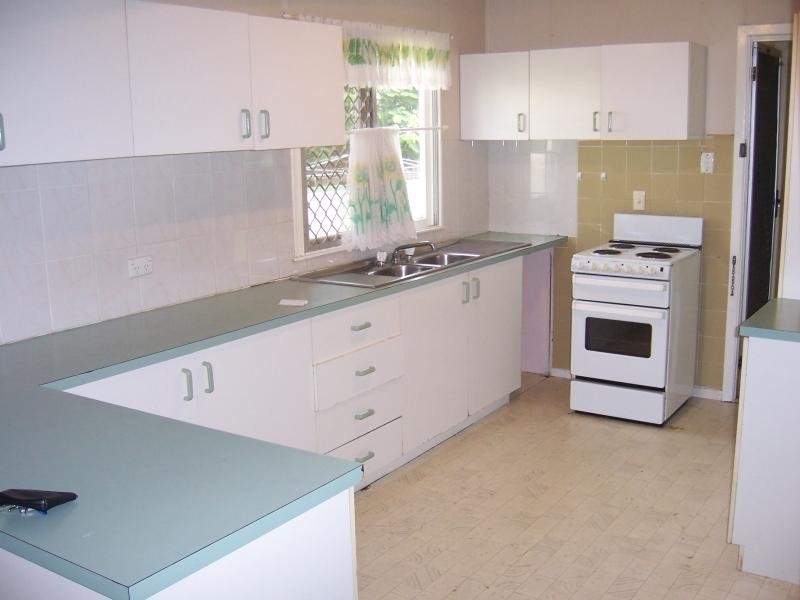 3 Beth Street, North Booval QLD 4304