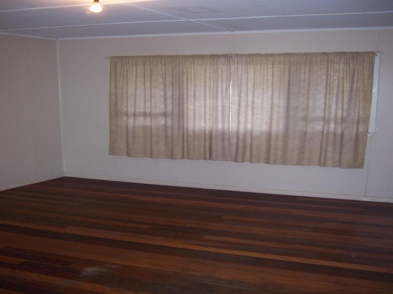 3 Beth Street, North Booval QLD 4304