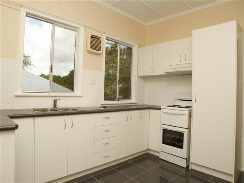 1 Coppin Street, Woodend QLD 4305