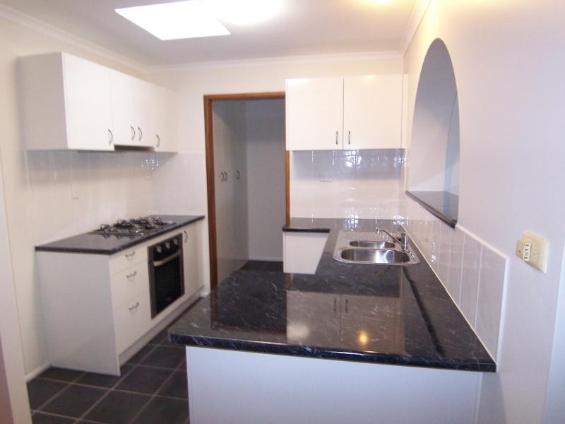 111 Mary Street, Blackstone QLD 4304