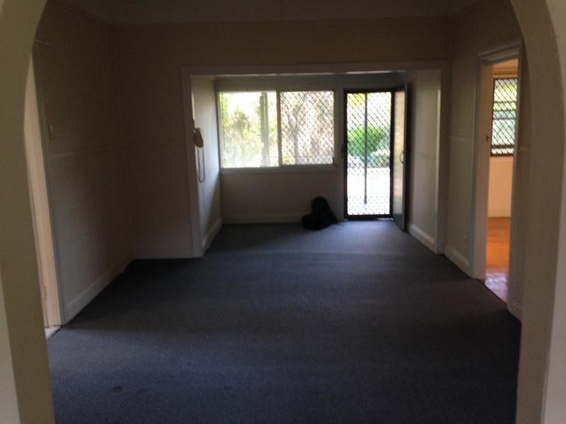 150 Jacaranda Street, Booval QLD 4304