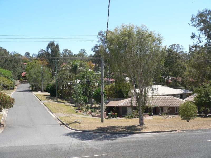 1 Simmons Street, North Ipswich QLD 4305