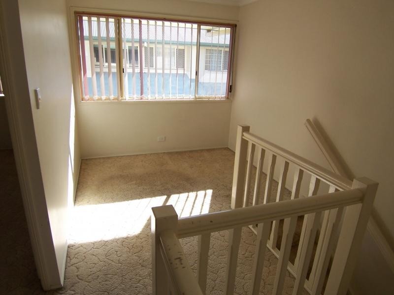 14/8-12 Bergin Street, Booval QLD 4304