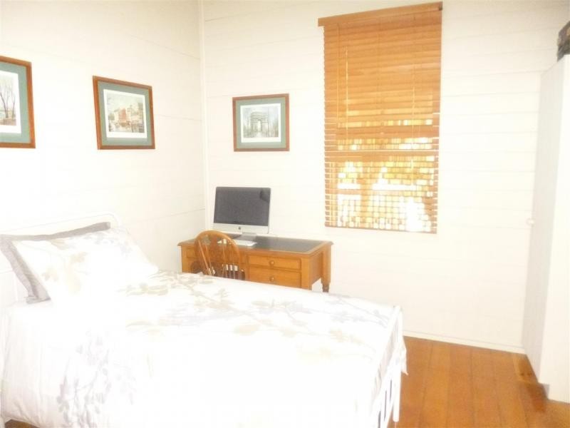 53 Hill Street, North Ipswich QLD 4305