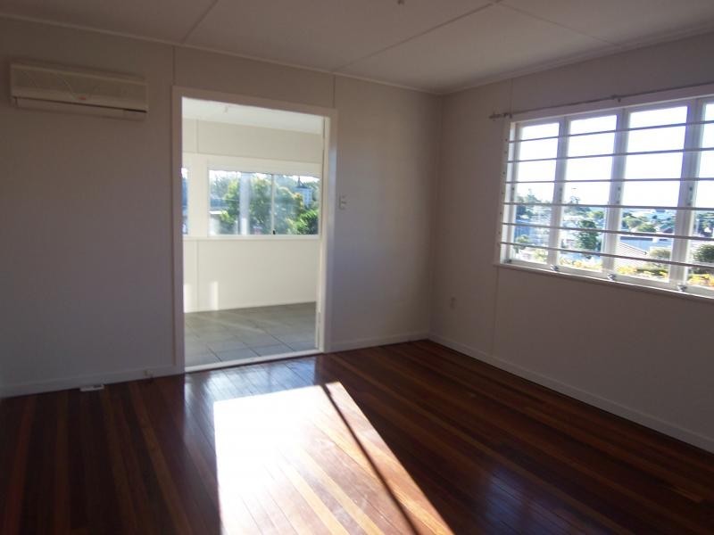 32 Waghorn Street, Ipswich QLD 4305