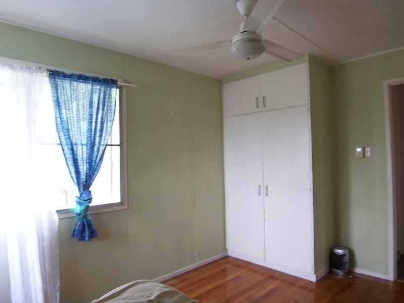 27 Kynance Street, Leichhardt QLD 4305