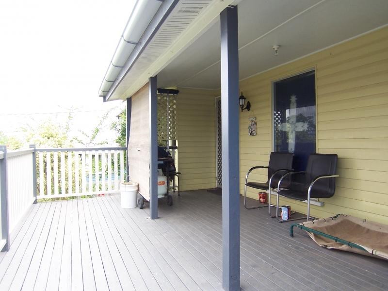 27 Kynance Street, Leichhardt QLD 4305