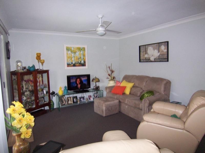 1 and 2 /10 Jocelyn Court, Raceview QLD 4305