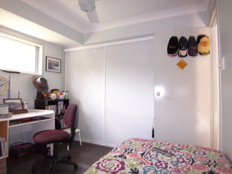 1 and 2 /10 Jocelyn Court, Raceview QLD 4305