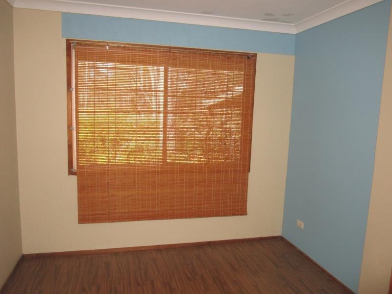 50 Melrose Drive, Flinders View QLD 4305