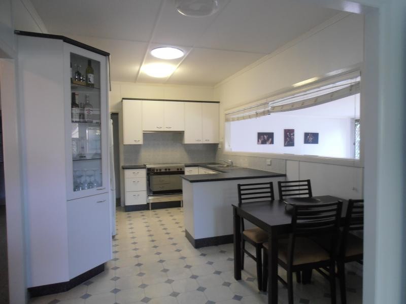 5 Cramb Street, Eastern Heights QLD 4305