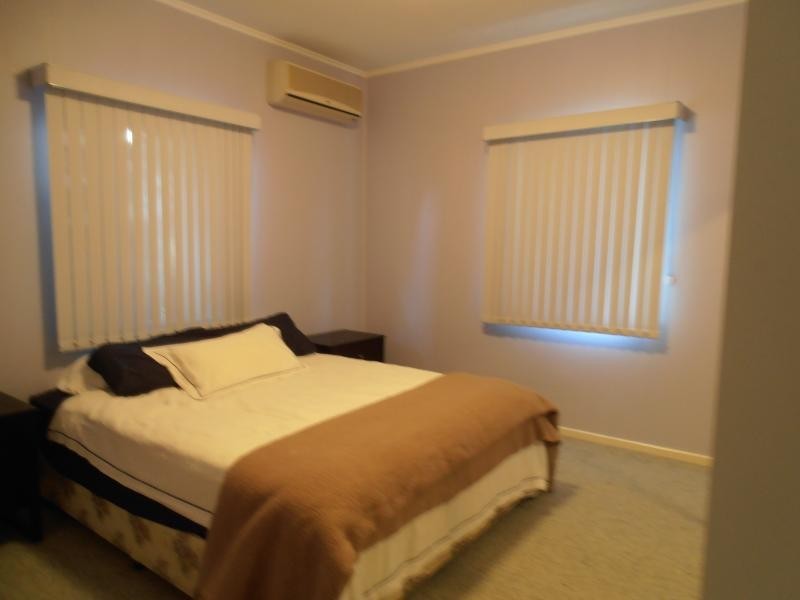 5 Cramb Street, Eastern Heights QLD 4305