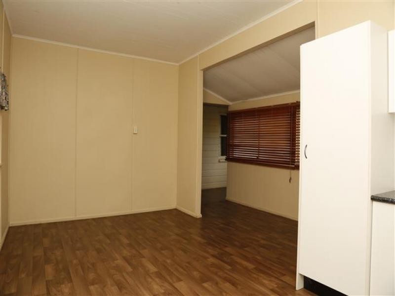 14 Darling Street, Ipswich QLD 4305