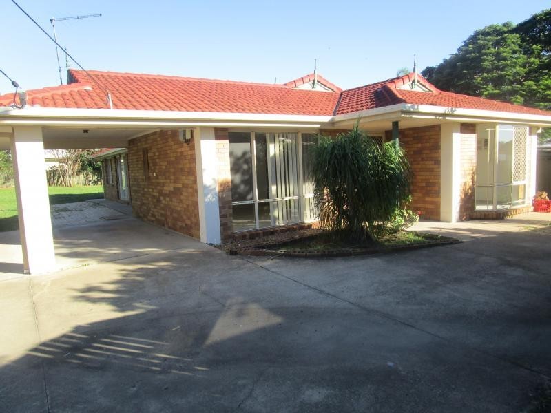 31a Walsh Street, Newtown QLD 4305