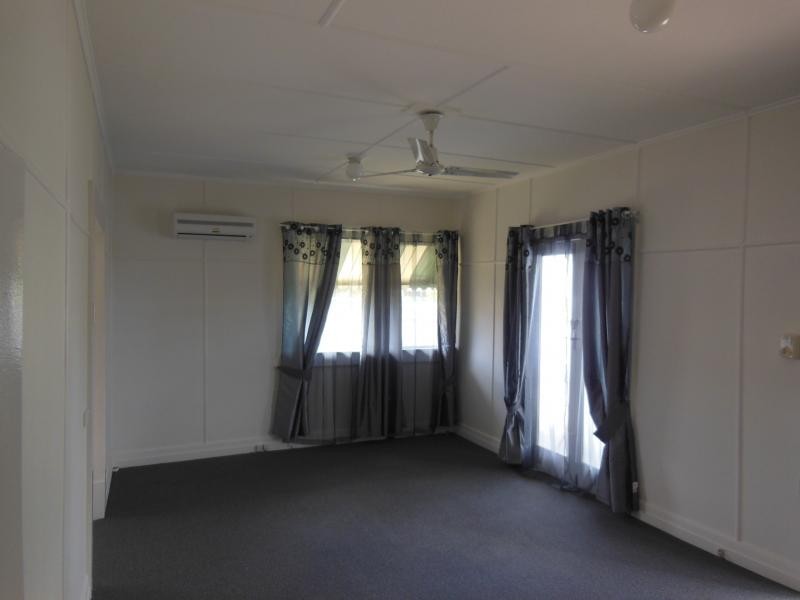 19 Chubb Street, One Mile QLD 4305