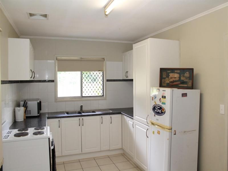 5 Irvine St, East Ipswich QLD 4305