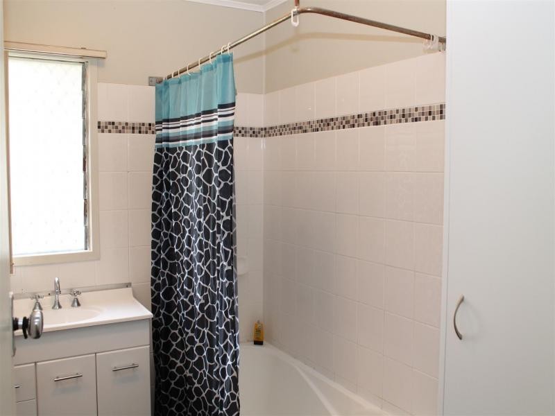 5 Irvine St, East Ipswich QLD 4305