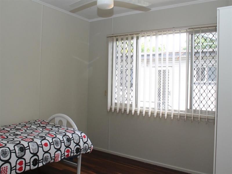 5 Irvine St, East Ipswich QLD 4305