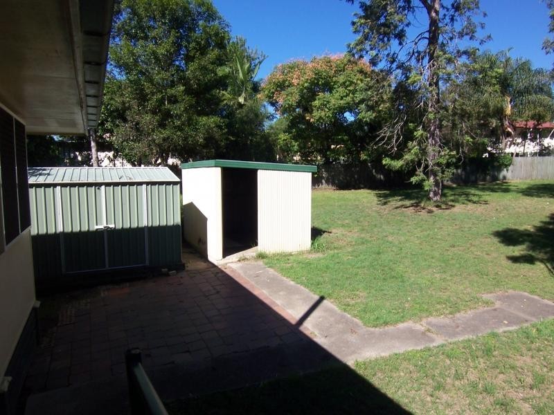 30 Flinders Drive, Leichhardt QLD 4305