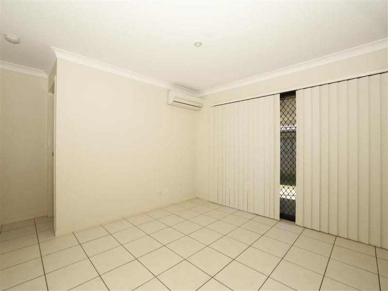 6 Bosswood Court, Yamanto QLD 4305