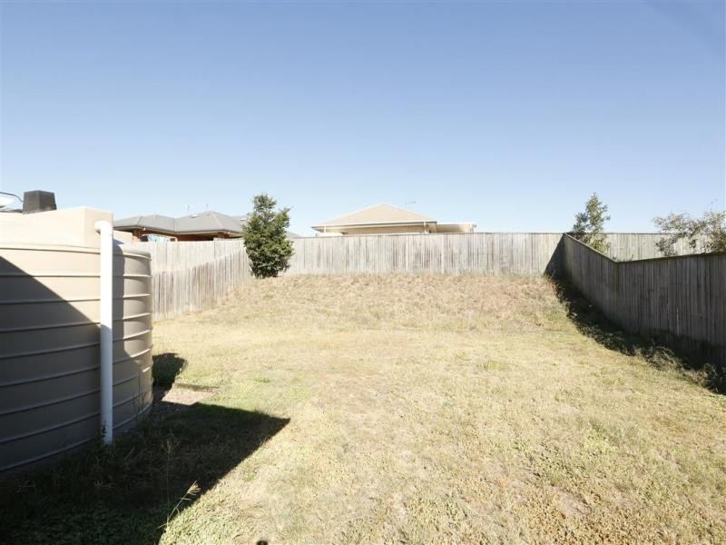 6 Bosswood Court, Yamanto QLD 4305