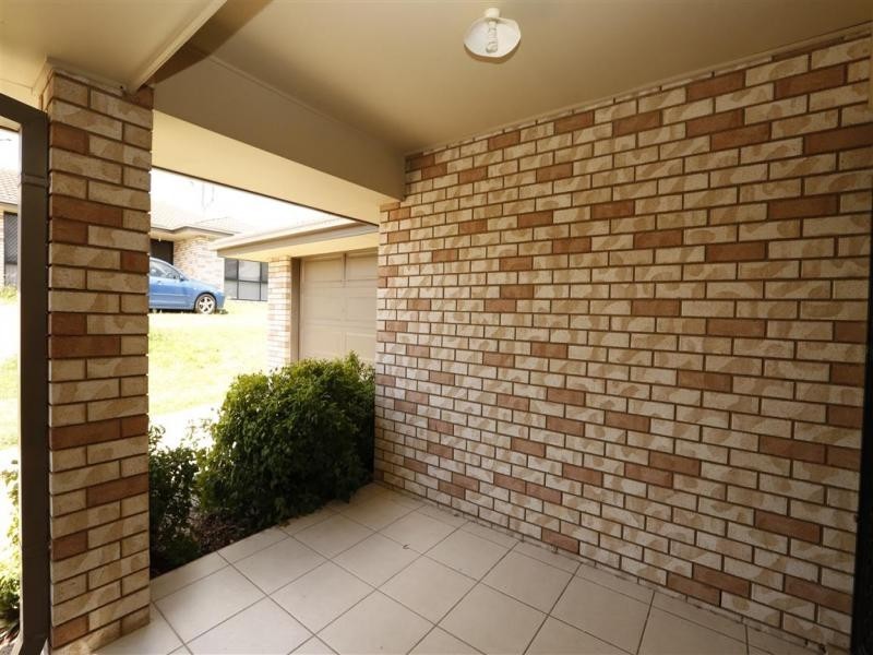 8a Phoenix Court, Churchill QLD 4305