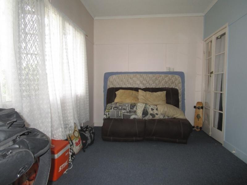 5 Casey Street, Leichhardt QLD 4305