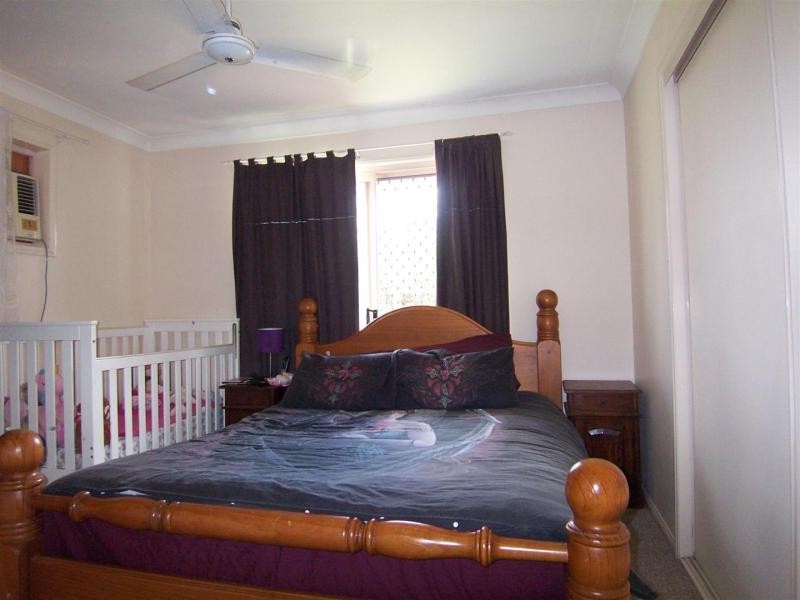 5 Joshua Place, Raceview QLD 4305