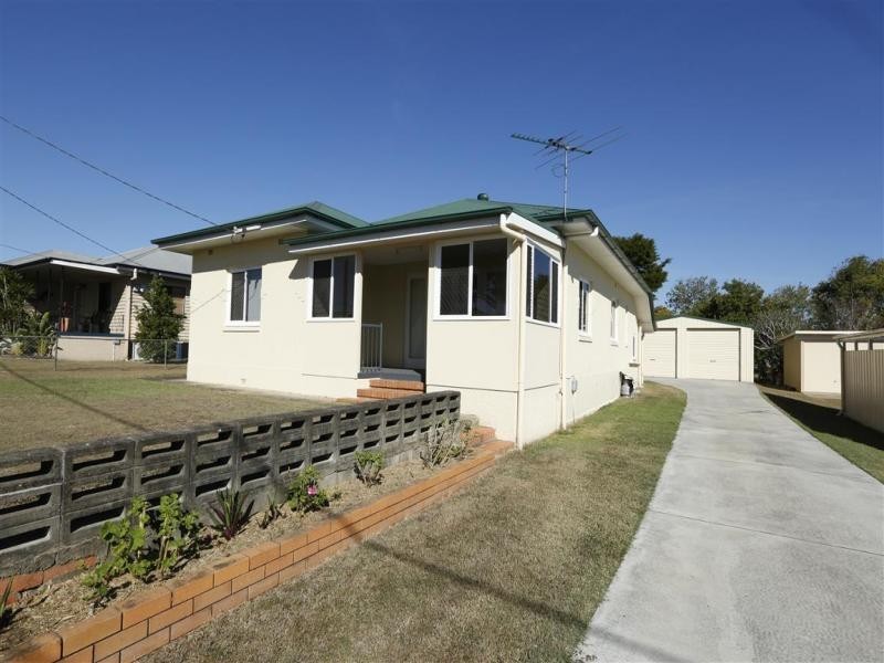 27 Bridge Street, North Booval QLD 4304