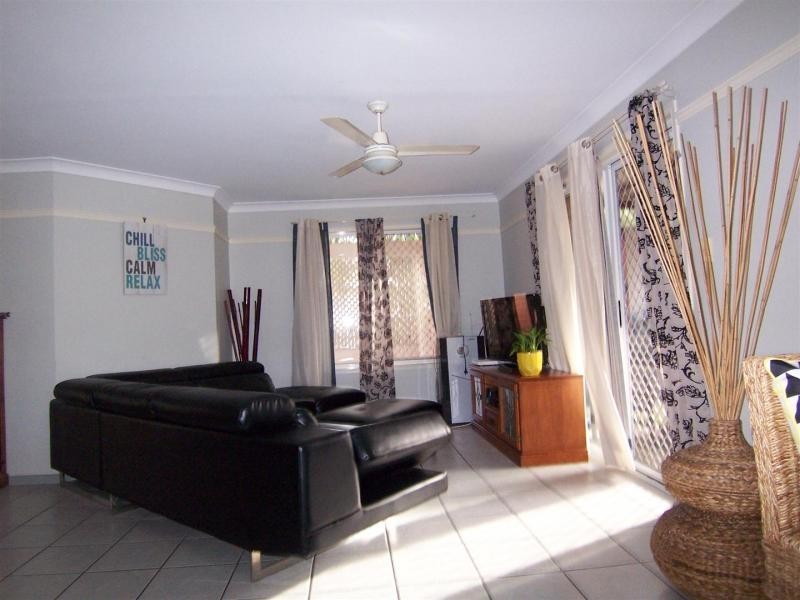 1/129 Gladstone Road, Coalfalls QLD 4305