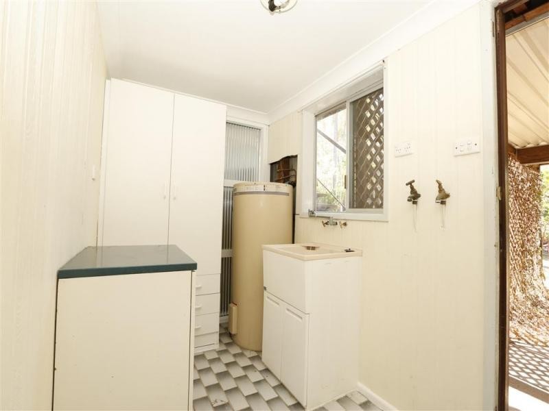 16 Balfour Street, Coalfalls QLD 4305