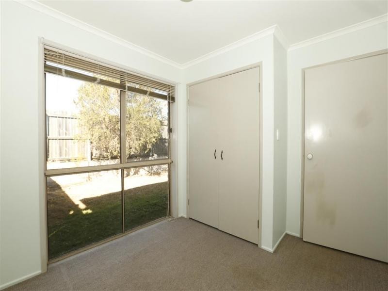 8a McGreavy Street, One Mile QLD 4305