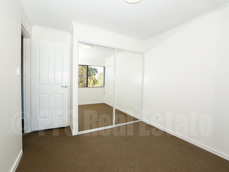 5/166 Blackstone Road, Silkstone QLD 4304