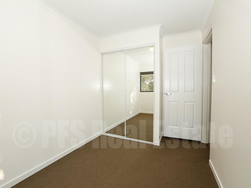 5/166 Blackstone Road, Silkstone QLD 4304