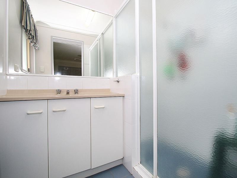 168 Blackwall Road, Chuwar QLD 4306