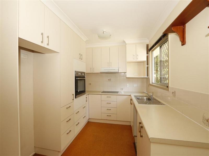 7 Robinson Street, Brassall QLD 4305