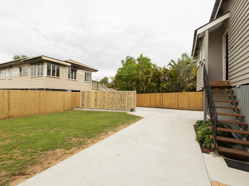 14 Edward Street, One Mile QLD 4305