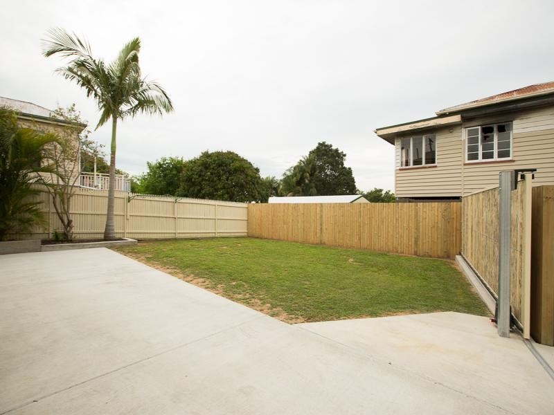 14 Edward Street, One Mile QLD 4305