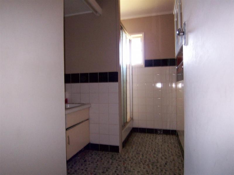 77 Robertson Road, Raceview QLD 4305