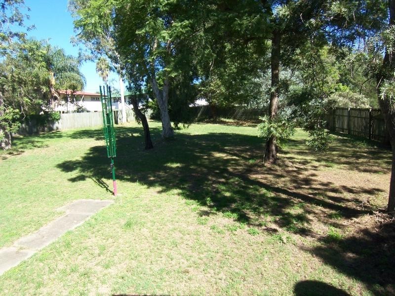 30 Flinders Drive, Leichhardt QLD 4305