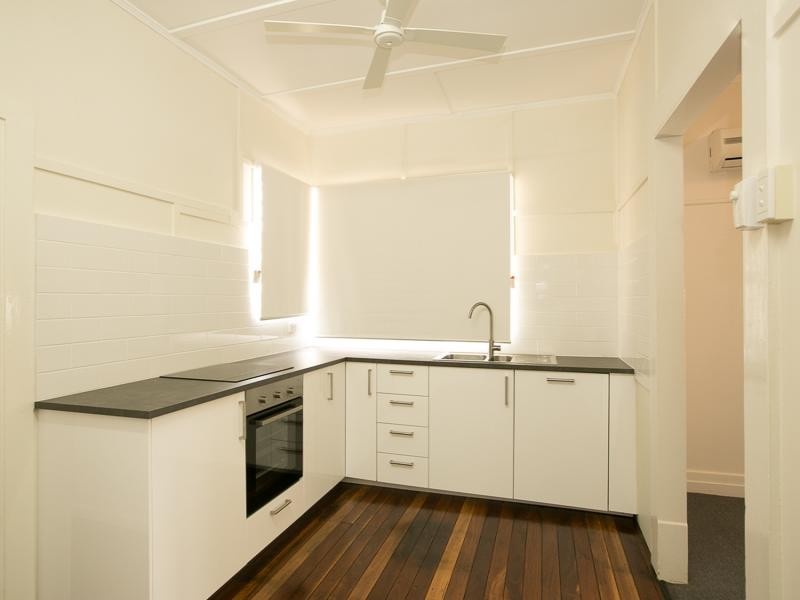 19 Chubb Street, One Mile QLD 4305