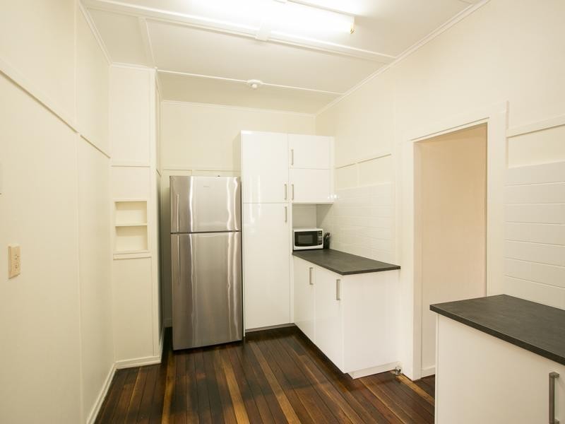 19 Chubb Street, One Mile QLD 4305