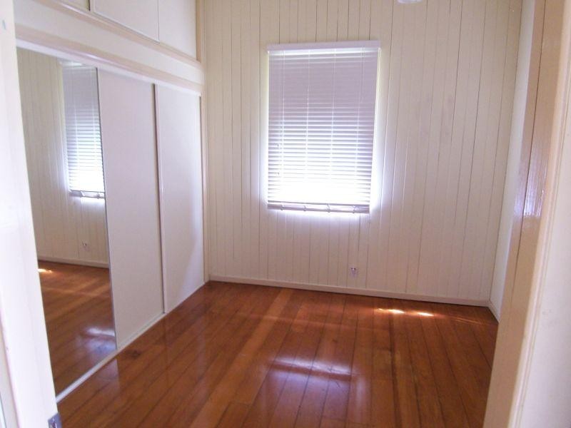 North Booval QLD 4304