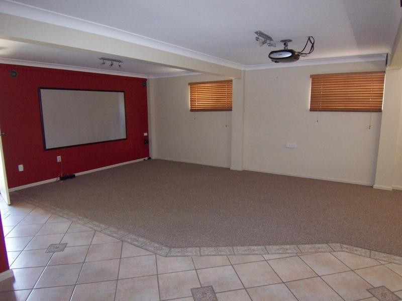 39 Thomas Street, Flinders View QLD 4305