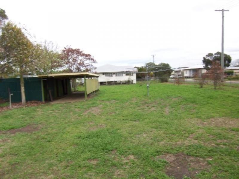 28 Albert St, Rosewood QLD 4340