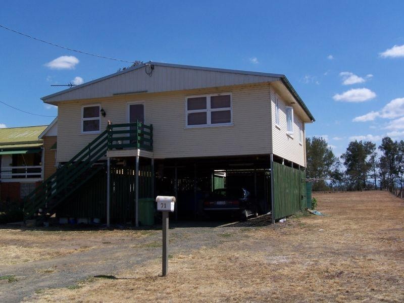 71 Gipps, Calvert QLD 4340