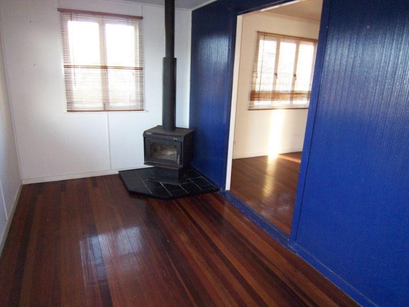 71 Gipps, Calvert QLD 4340